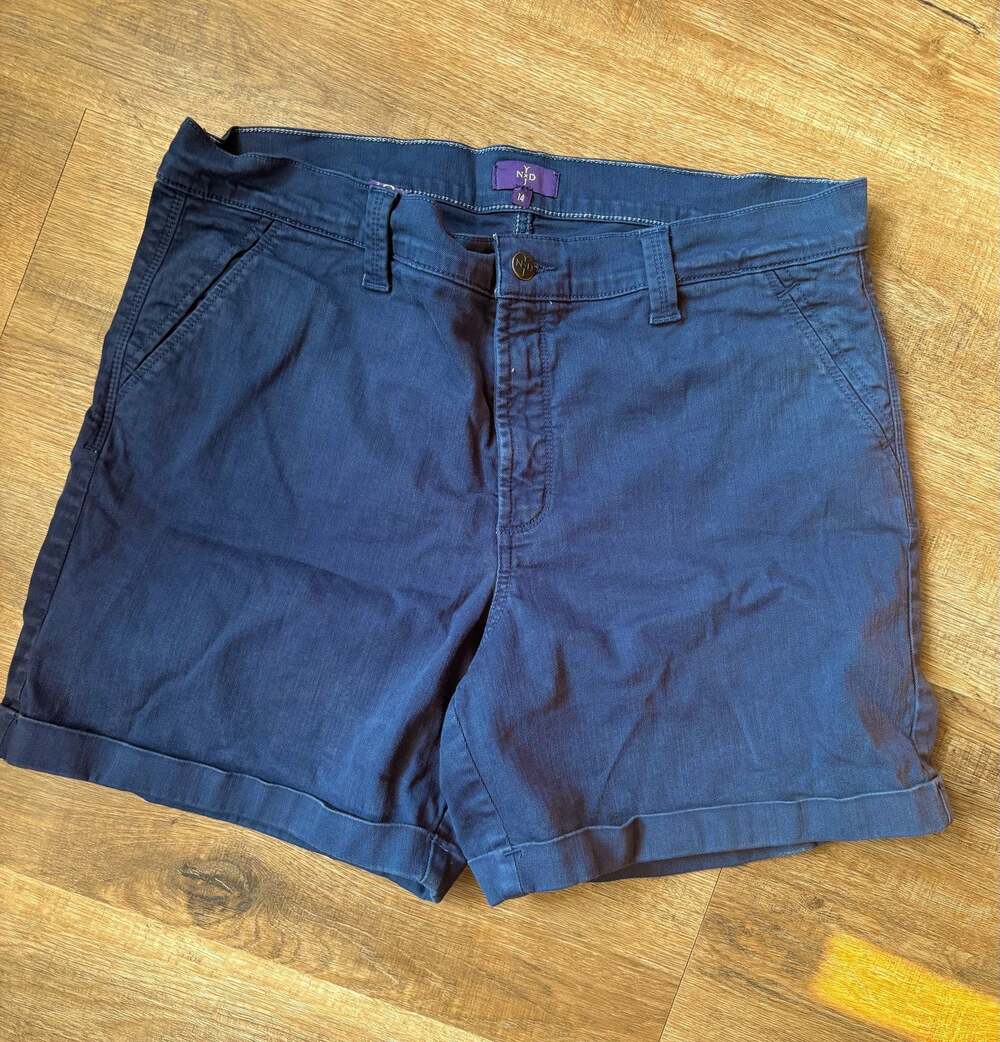 NYDJ Women's Roll Cuff Patch Pocket Denim Shorts